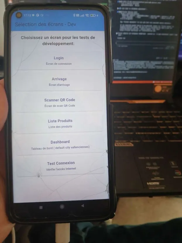 Menu de développement listant tous les écrans disponibles dans l'application